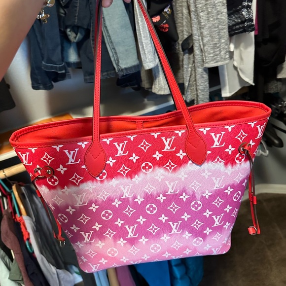 Louis Vuitton Neverfull LV Escale Rouge - Picture 2 of 5